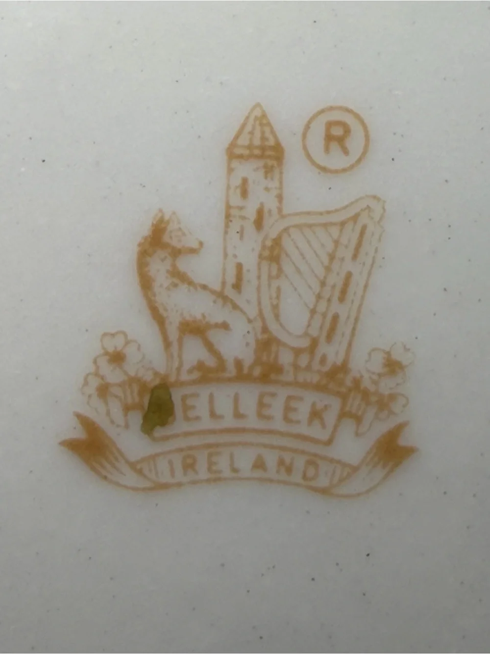 Vintage Belleek Shamrock Basketweave Teapot Gold 7th Mark